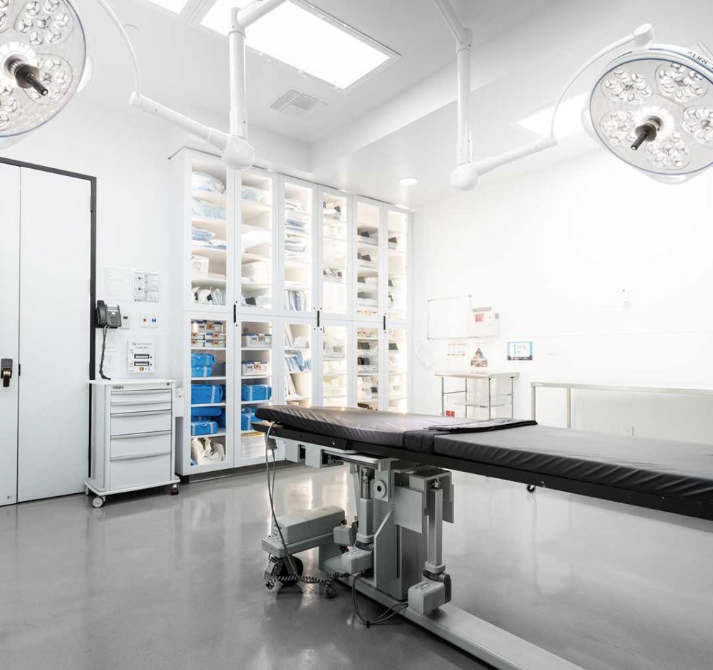 surgery-center-hero-2